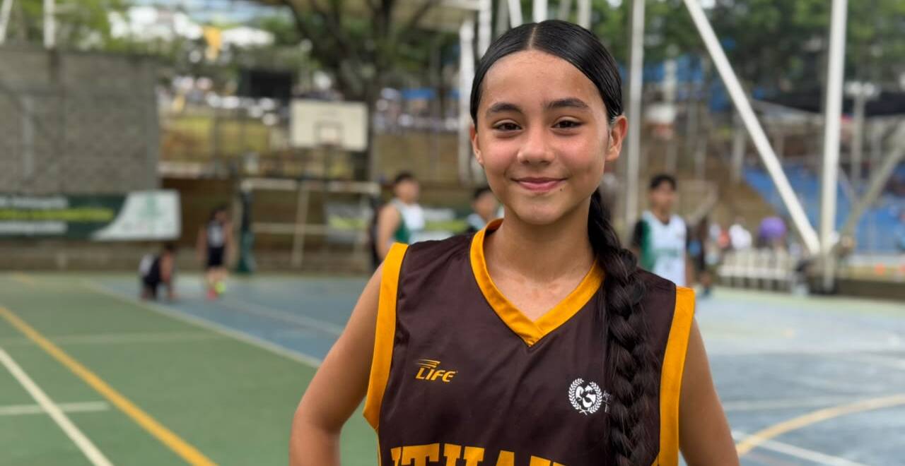Los tenis verdes de María Paula Sánchez Valencia y una lección que va más allá de la cancha
